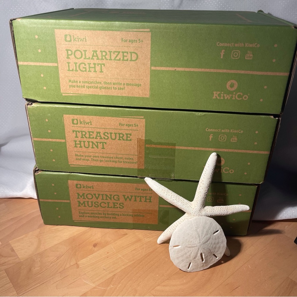 KiwiCo Koala Crates Treasure Hunt, Moving With Muscles, Polarized Light NEW 5+